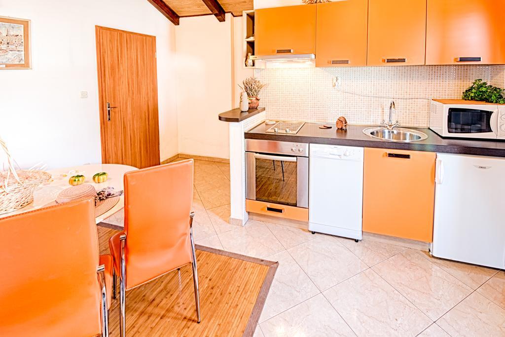 Apartmani Rita Milna  Quarto foto